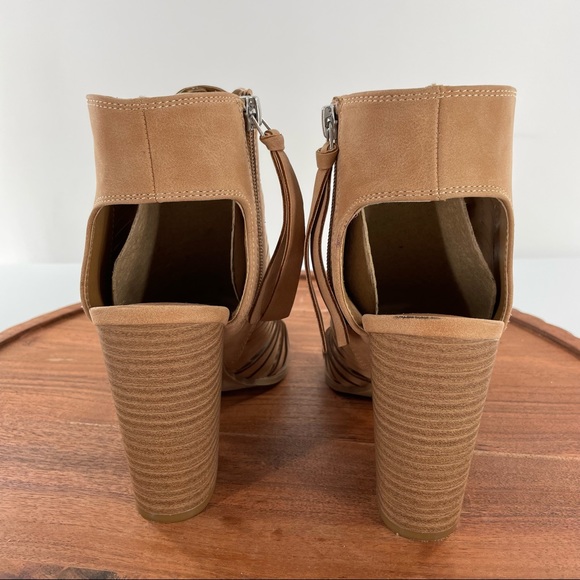DV by Dolce Vita Tan Woven Heels Women's size 6 - Picture 4 of 11